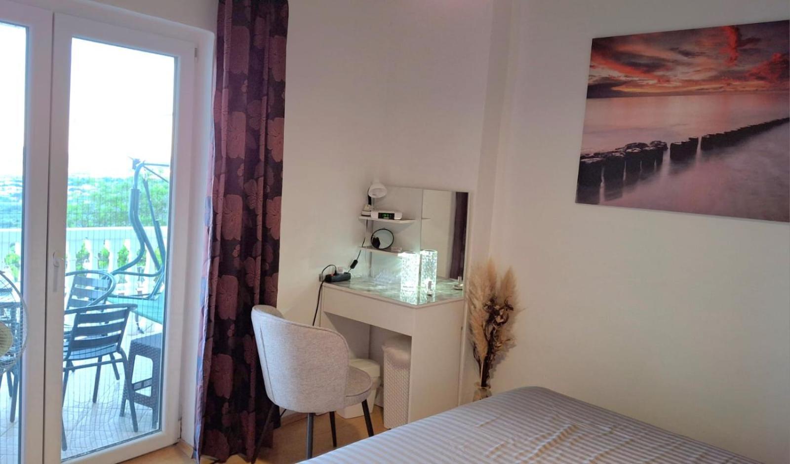 Apartment Natali Kaštel Stari Kültér fotó