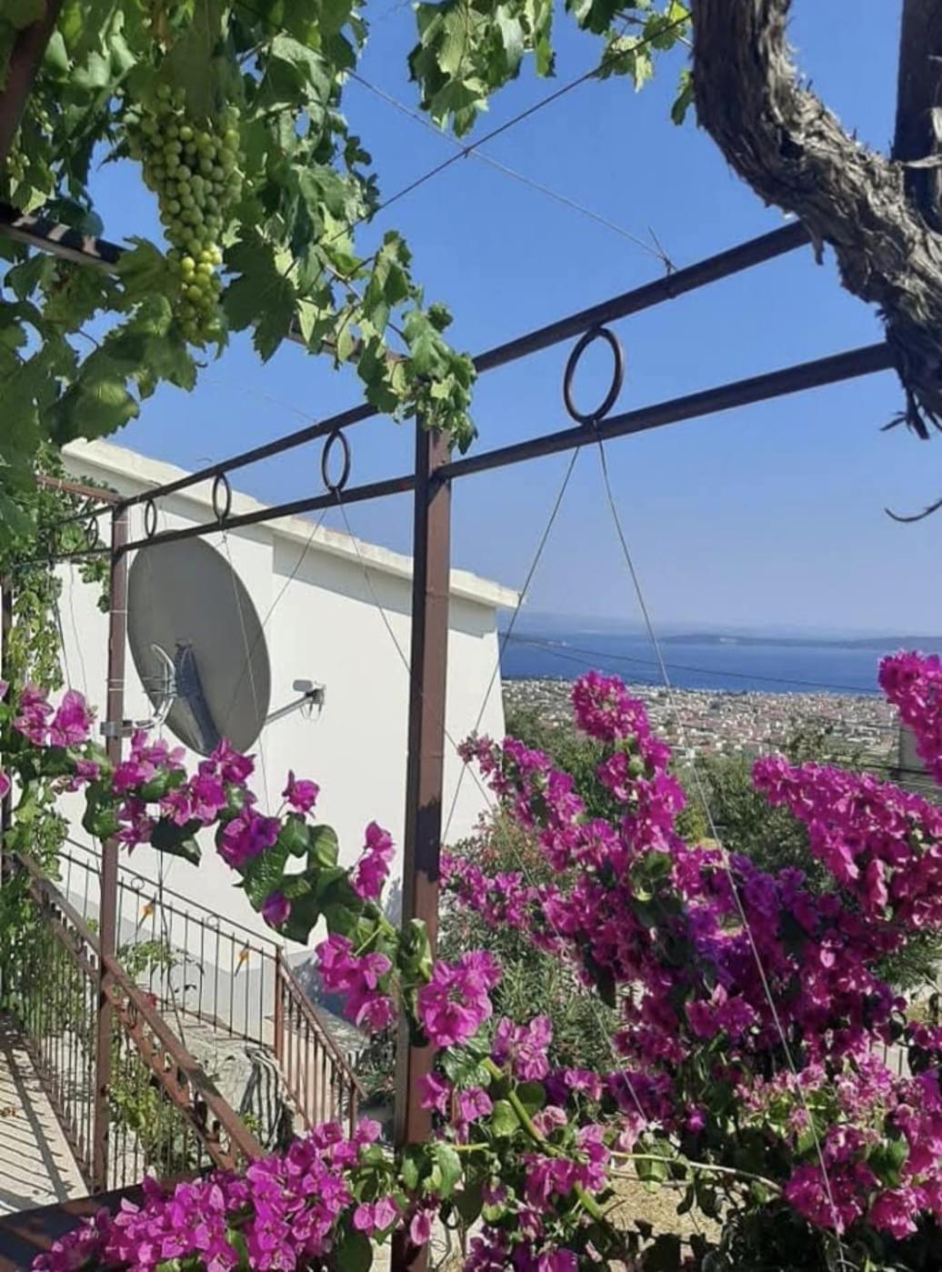 Apartment Natali Kaštel Stari Kültér fotó